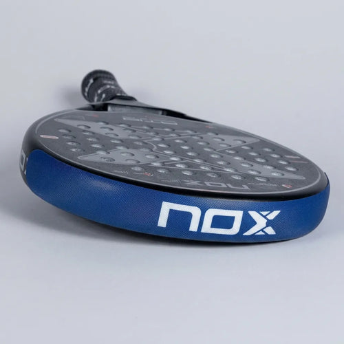 Nox Blau Weiß Protektor - Ansicht 2